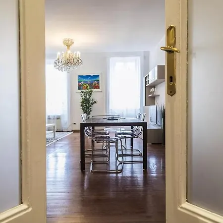 Porta Ticinese 24 Διαμέρισμα *