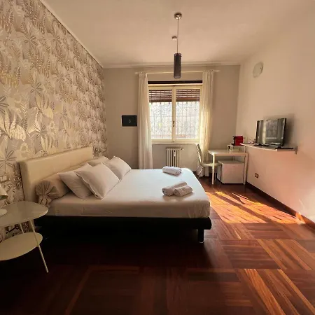 Bed & Breakfast Appartme Seveso 40 *