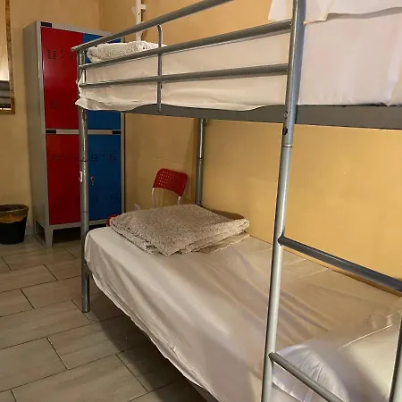 Hostel Old *
