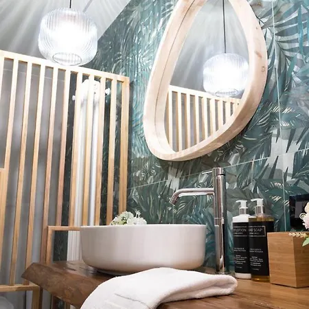 Experience - Palms Apartment Mailand