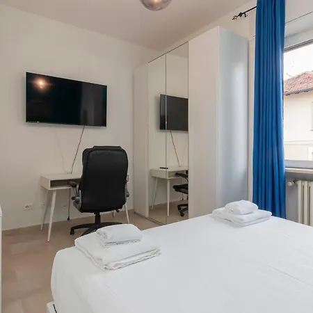 Apartmán Luxury Near Navigli Carlo D'adda 29 *