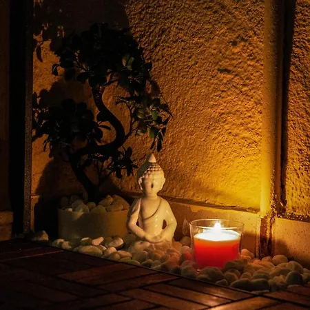 アパート The Attic - Netflix *