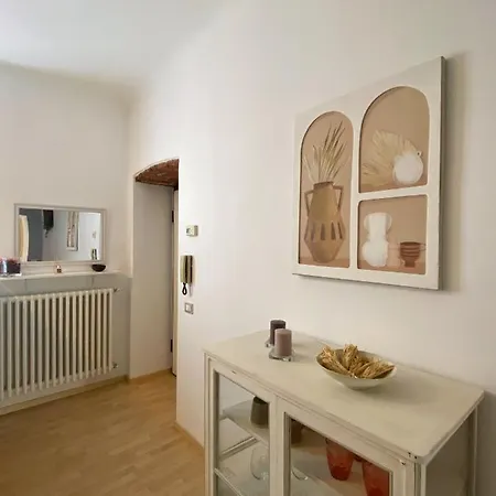 Chic Design Flat In Piero Della Francesca *