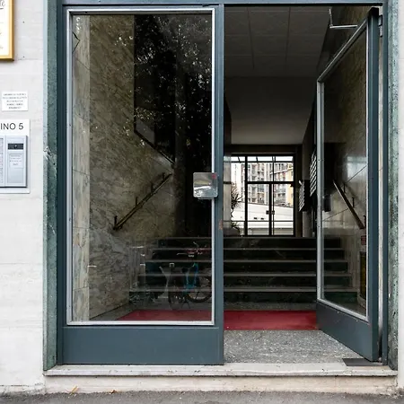 Apartamento Luna Homes - In Corso Sempione *