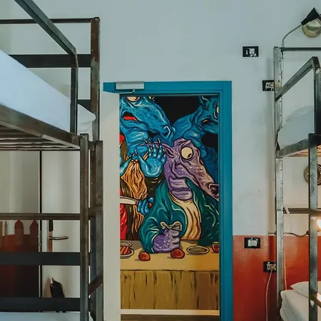 Hostel Madama & Bistrot