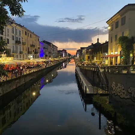 Boutique Sul Naviglio Grande דירה