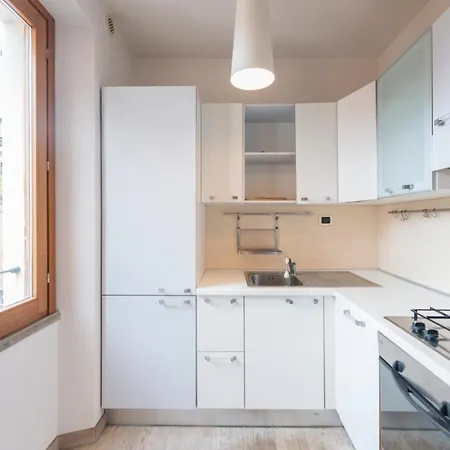 Heart Centre Navigli 3 Levels Apartman