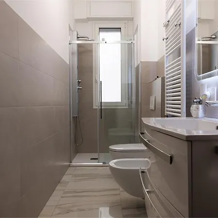 Zeus-08: Splendido Monolocale, Zona San Siro Милан