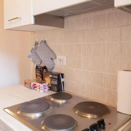 Apartment Bnbutler - Isonzo - Luminoso In Porta Romana Mailand