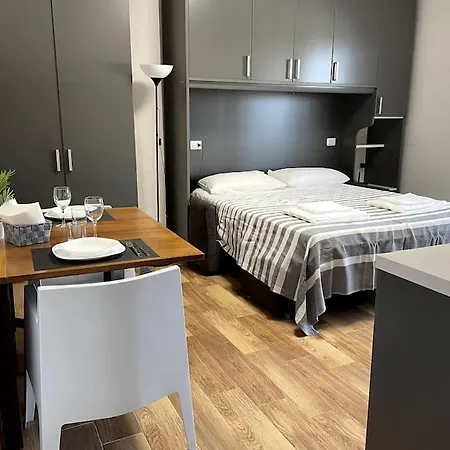 Free Parking Il Terrazzino ⭑⭑⭑⭑⭑ Lejlighed Milano