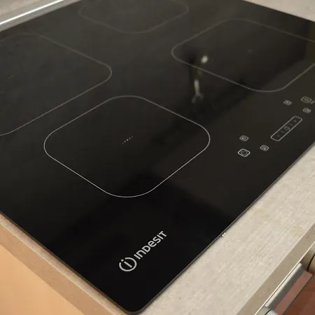 Design District- Navigli Mini Via Tortona 66 *