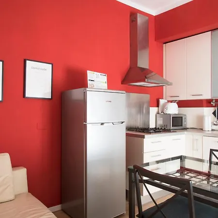 Youhosty - Corso Ticinese 78 *