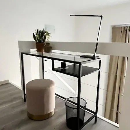Aura Pacinotti Loft Milan