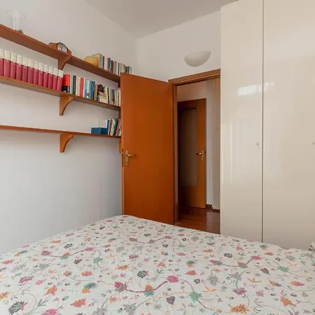 Lägenhet New Flat In Downtown Orti 16 *