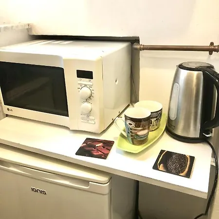 Апартаменты Joy House -central Near Metro Arco Della Pace Brera-entire Perfect For Work & Play, Nightlife With Ac & Fast Wifi Welcome To The Cool Joy House!