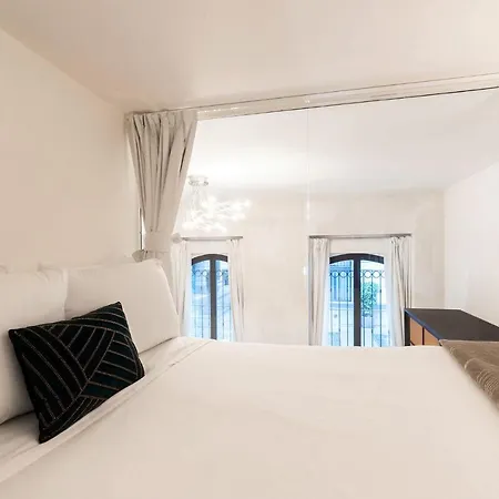 Retreats Navigli