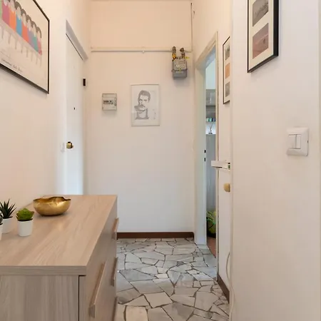 I Host - Giambellino 40