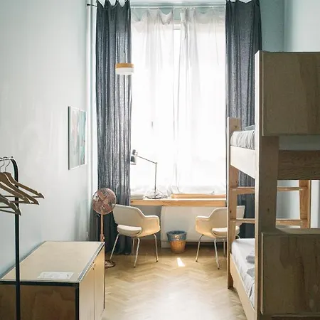 Casabase Hostel Milaan