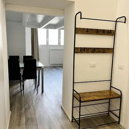 Aura Pacinotti Loft Milan