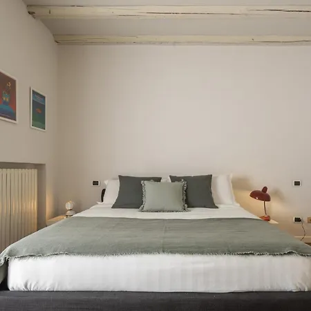 Lägenhet Porta Venezia Cozy R&r