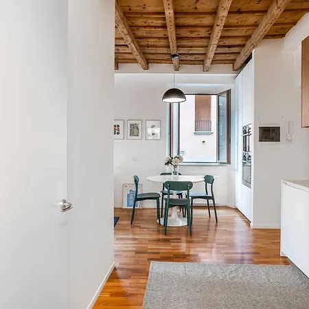 Joivy Spectacular Flat Near Duomo *