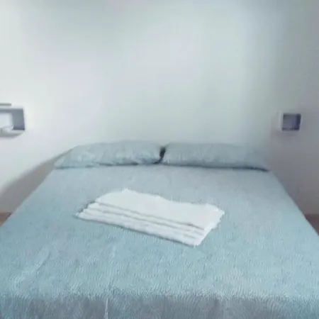 New Near To De Metro *