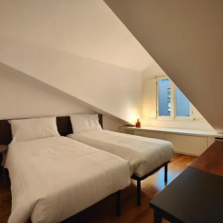 شقة Crocetta - Design With Terrace