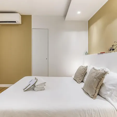 Apartment Beplace In Porta Venezia Mailand