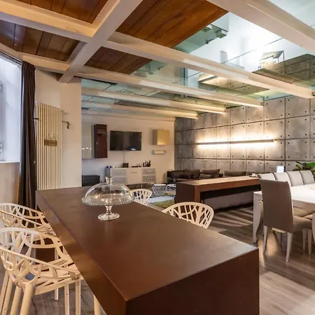 Apartment Design With Private Pool Exclusive Use - Stelvio 21 *