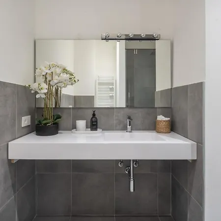 Maciachini R&r Apartamento *