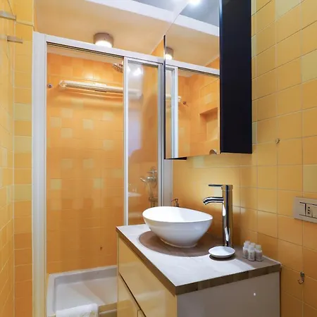 Chiara 34 - M4 Metro Blu * Milano