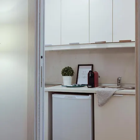 Top In The Center Balcony+wi-fi+panorama Apartment *