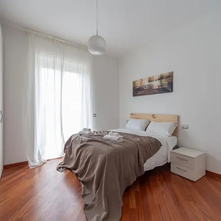 Apartment The Rent - Sunny Two-bedroom In Piazzale Loreto *