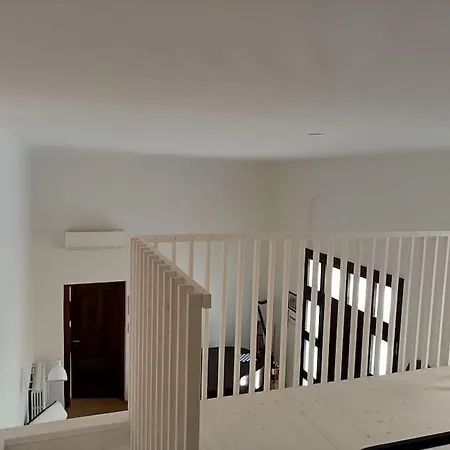 Apartment Silenzioso Loft Vicino Alla Stazione Centrale