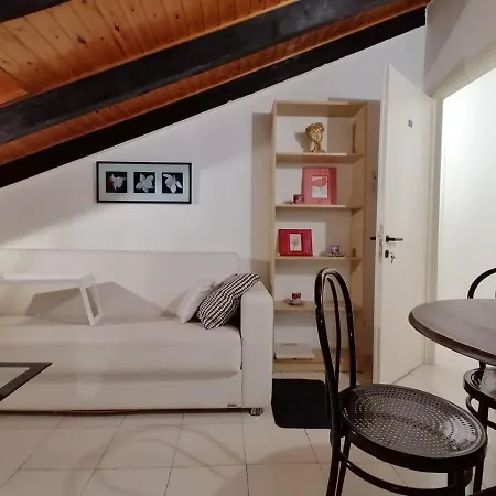 Mercanti Attic Version * Milan