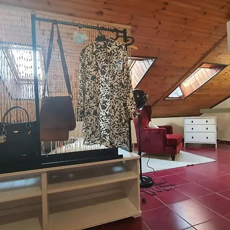 Mercanti Attic Version *