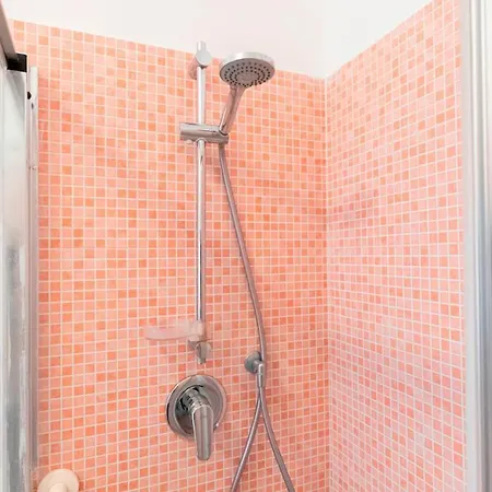 Italianway - Uguzzone 21 Milan