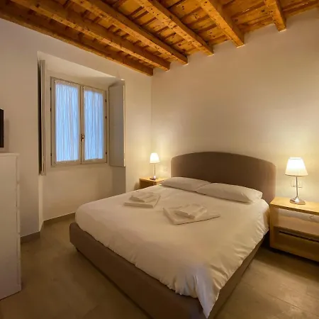 [milano-darsena] Navigli- C'era Volta Casa Appartamento *