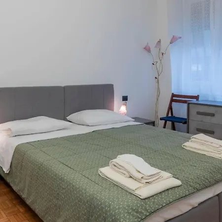 Solari 5 Guest - Posizione Ottima - Wi-fi Appartamento