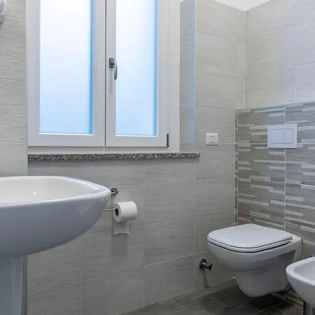 Appartement Leader 4 - Monzino - Hockey Msg Arena - Linate - Milan