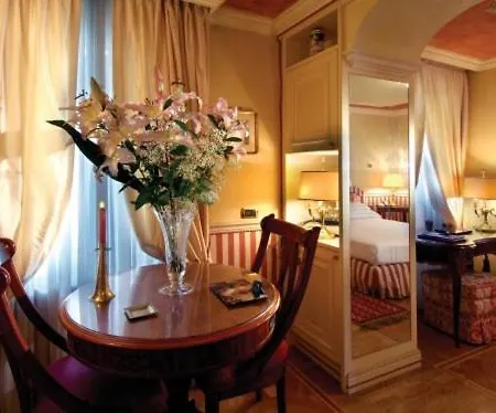 Hotel Petit Palais De Charme Milano