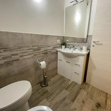 Dea Dreams - Piazzale Lodi Near Fondazione Prada