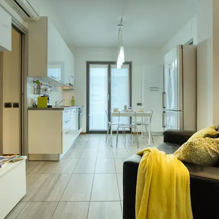 Apartment Caseospitali - Cherenel, Bilocale Vicino Mm2 Milan