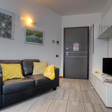 Caseospitali - Cherenel, Bilocale Vicino Mm2 Apartment
