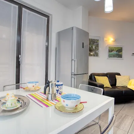 Guesthost - Casa Cherenel Mailand