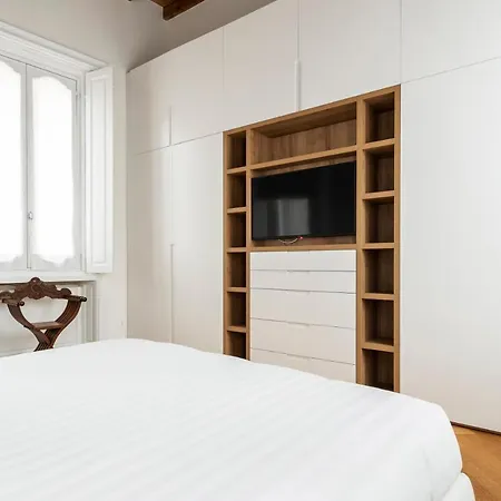 Fifty Eight Santo Stefano