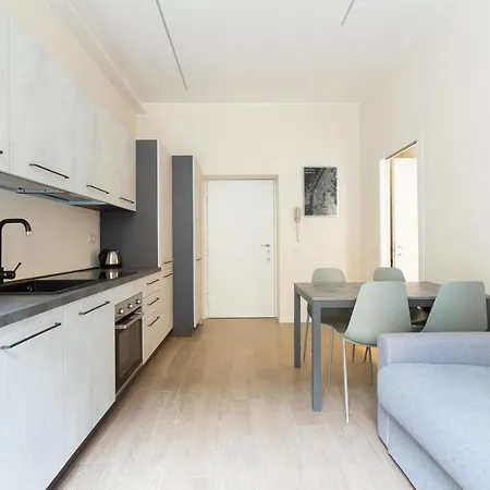 Repubblica Modern Flat Milan