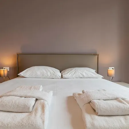 Apartment I Host - Ettore Ponti 48