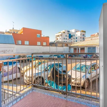 Apartment Zona Navigli - Smart House Con Tv 50 E Fast Wifi Milan