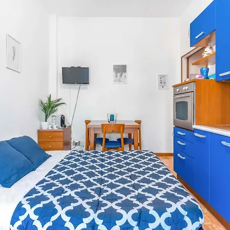 Zona Navigli - Smart House Con Tv 50 E Fast Wifi * Milan